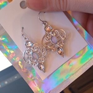 ♥️ 5 / $20 Silver Filigree Drop Earrings with Pale Pink/Blue Stone